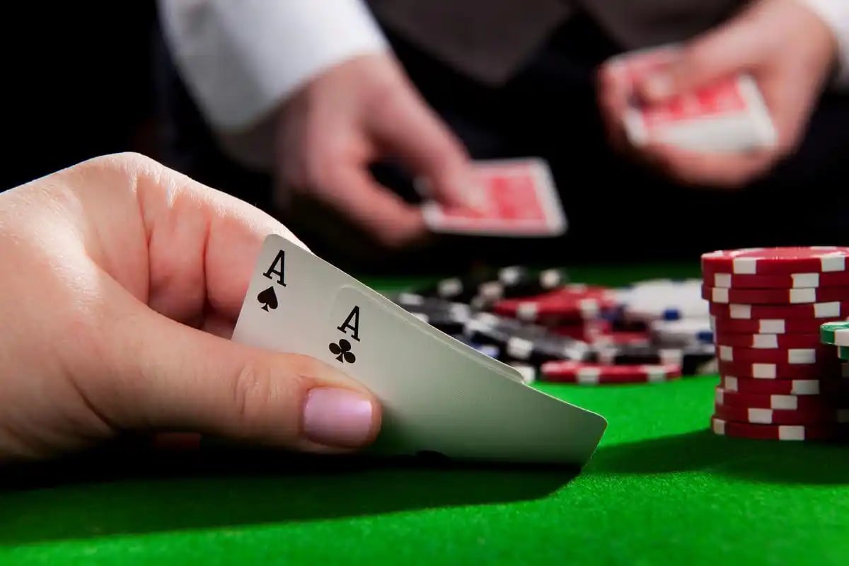 adaslot live-dealer studio blackjack table with professional dealer and HD broadcast setup